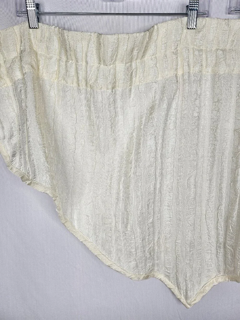 Croscill Valance Set of 5 | Ivory Textured Scalloped Curtains